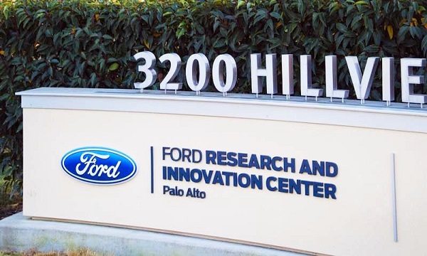 - Ford-met-les-bouchées-doubles-pour-livrer-des-voitures-autonomes-pour-covoiturage-en-2021-it00