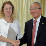 – Héla-Cheikhrouhou-ministre-des-Mines-et-des-Énergies-renouvelables-classée-par-Le-Monde-en-2015-parmi-les-9-femmes- qui-font-avancer-l’Afrique-5