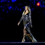 – JO-Rio-2016-Gisele-Bündchen-illumina-la-cérémonie-d&rsquo;ouverture-au-son-de-The-Girl-from-Ipanema-7