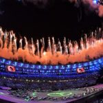 – JO-Rio-2016-Le-Maracana-s-embrase-lors-cérémonie-d&rsquo;ouverture-au-son-de-The-Girl-from-Ipanema