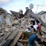 – Séisme-en-Italie-l’horreur-247-morts-2