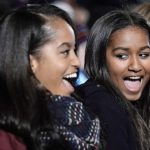 – Yes-we-did-ému-Barack-Obama-fait-ses-adieux-et-rend-un-poignant-hommage-à-sa-femme-et-ses-filles-002