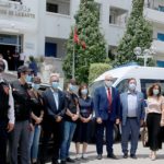 orange-tunisie-avec-lappui-de-la-fondation-orange-fait-don-dune-ambulance-de-200-tablettes-et-de-50-ordinateurs-au-ministere-de-la-sante-pour-soutenir-la-campagne-nationale-de-va