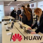inauguration-du-1er-magasin-huawei-experience-en-tunisie-un-accueil-des-sourires-des-promotions-et-la-decouverte-de-produits-innovants-03