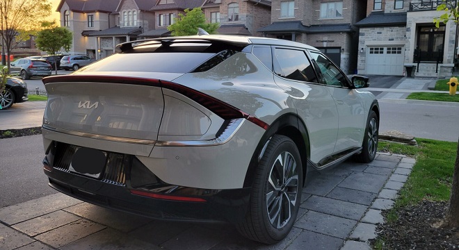 oto-news-top-10-des-voitures-electriques-dont-la-batterie-suse-le-moins-vite-kia-accapare-le-podium