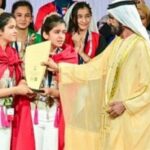 un-rayonnement-tunisien-a-dubai-le-president-kais-saied-rend-hommage-aux-championnes-bissan-et-bilsan-kouka-laureates-du-9e-defi-de-la-lecture-arabe-03