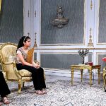 un-rayonnement-tunisien-a-dubai-le-president-kais-saied-rend-hommage-aux-championnes-bissan-et-bilsan-kouka-laureates-du-9e-defi-de-la-lecture-arabe