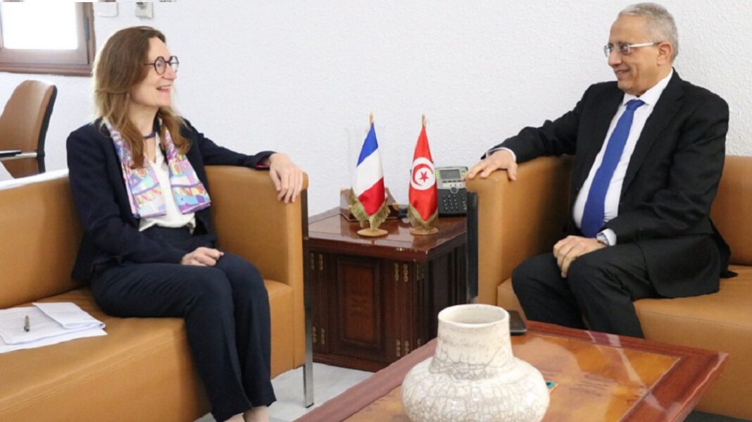 cooperation-tunisie-france-cap-sur-le-sommet-one-health-et-renforcement-de-la-souverainete-sanitaire